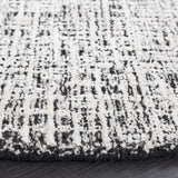 Safavieh Glamour 6'-0" x 6'-0" Rug in Black / Ivory