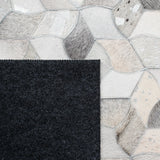 Safavieh Studio Leather 4'-0" x 6'-0" Rug in Ivory / Grey