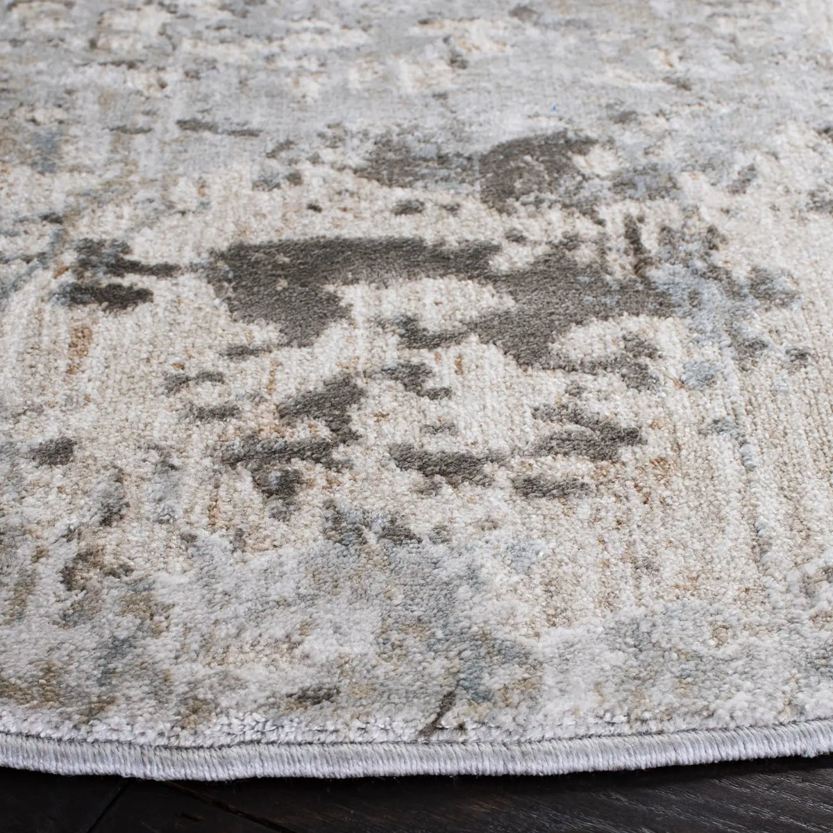 Safavieh Valencia 6'-4" x 6'-4" Rug in Light Sage / Grey