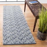Safavieh Kilim 2'-3" x 7'-0" Rug in Navy