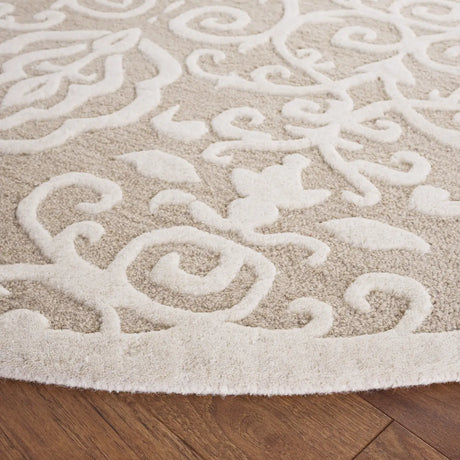 Safavieh Martha Stewart 7'-0" x 7'-0" Rug in Fledgling