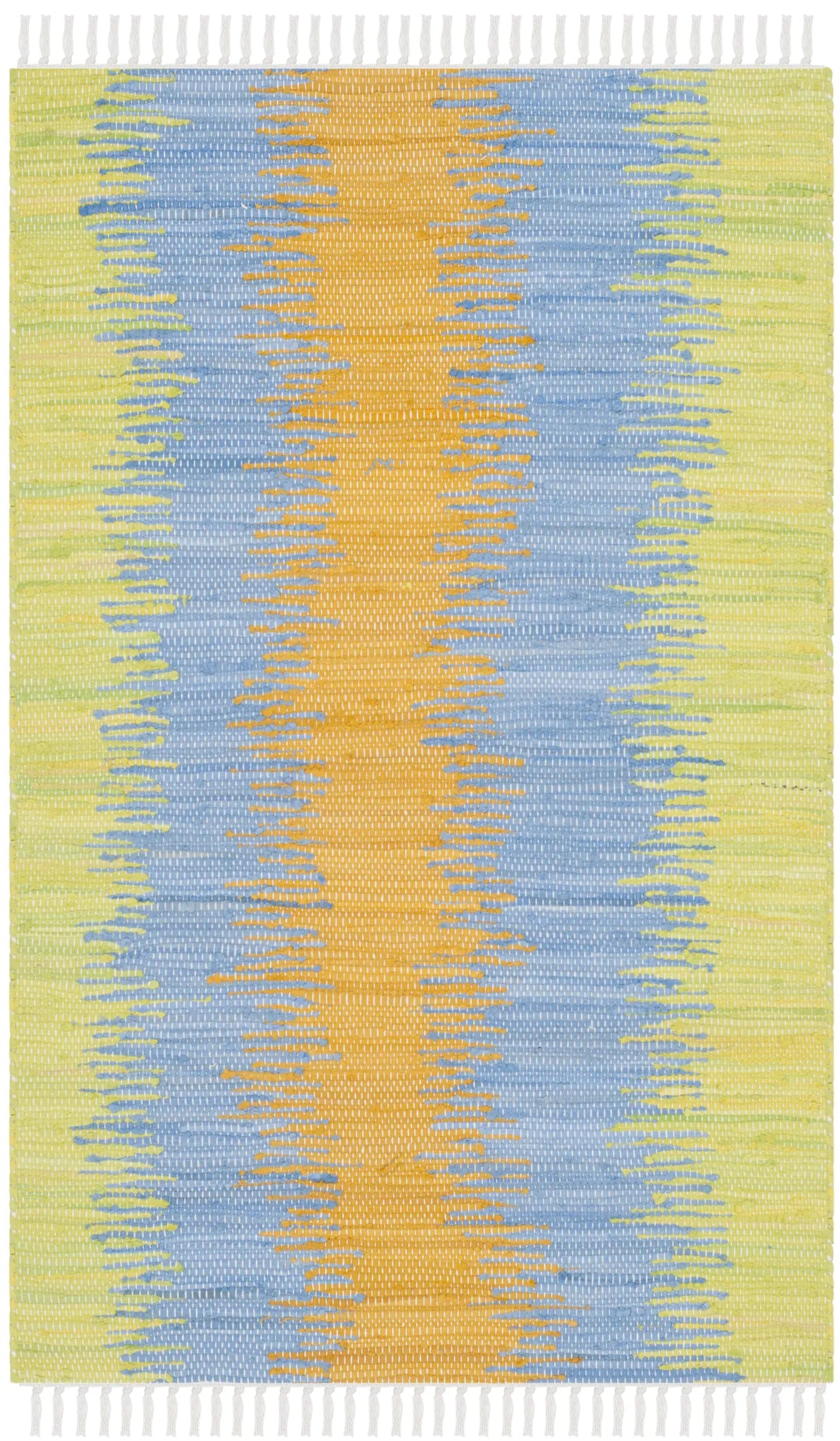 Safavieh Montauk 2'-6" x 4'-0" Rug in Green / Gold
