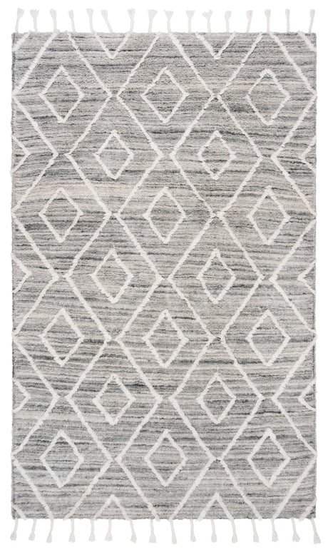 Safavieh Casablanca 4'-0" x 6'-0" Rug in Grey / Ivory