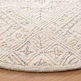 Safavieh Glamour 6'-0" x 6'-0" Rug in Ivory / Beige
