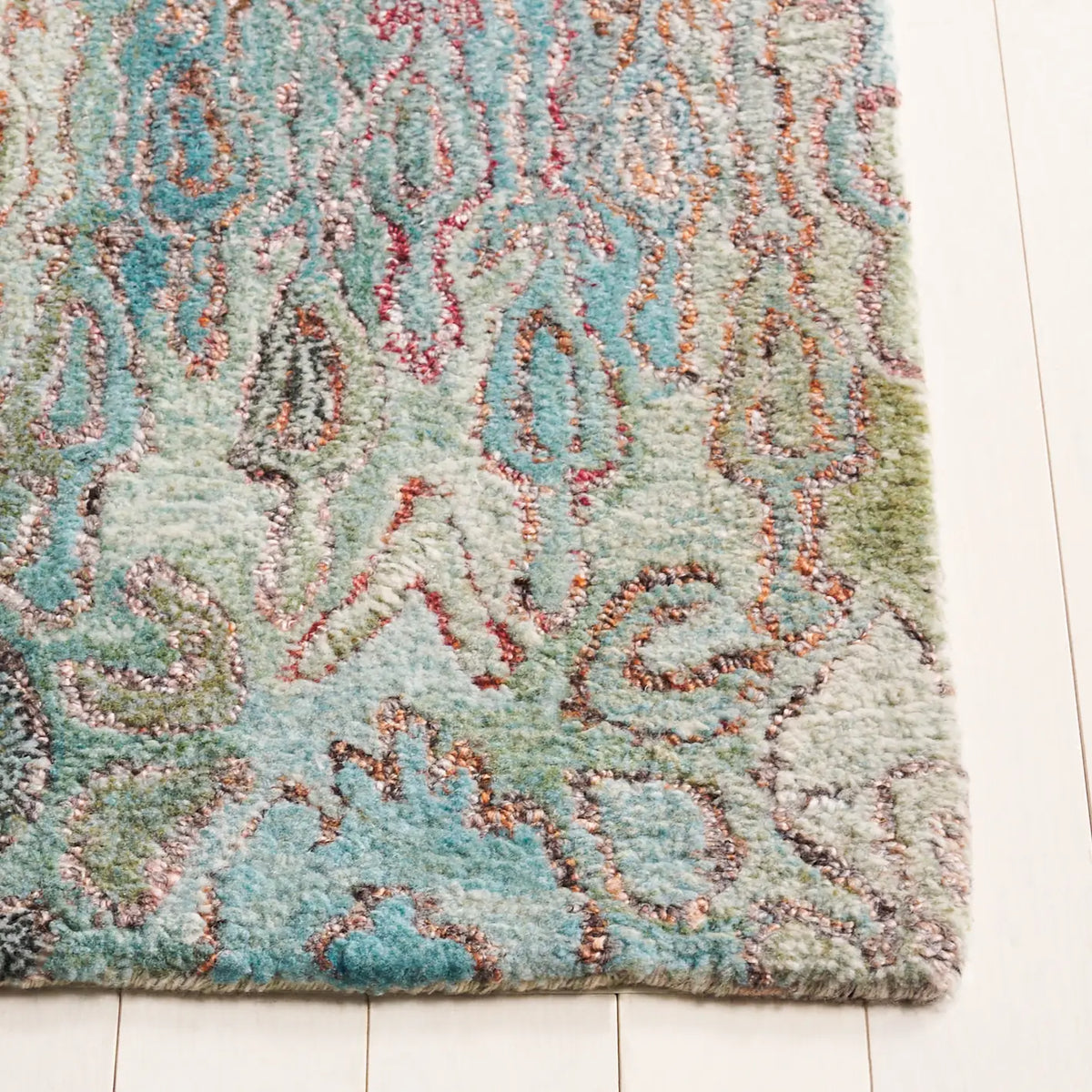 Safavieh Anatolia 4'-0" x 6'-0" Rug in Teal / Green