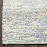 Safavieh Marbella 5'-0" x 8'-0" Rug in Blue / Ivory