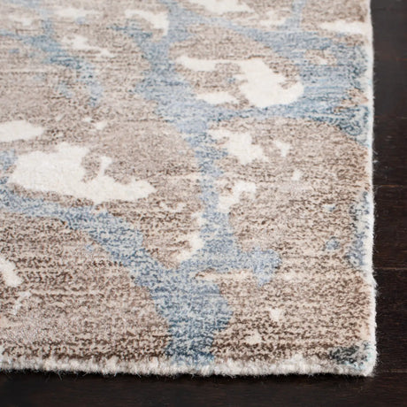 Safavieh Restoration Vintage 5'-0" x 8'-0" Rug in Light Brown / Ivory