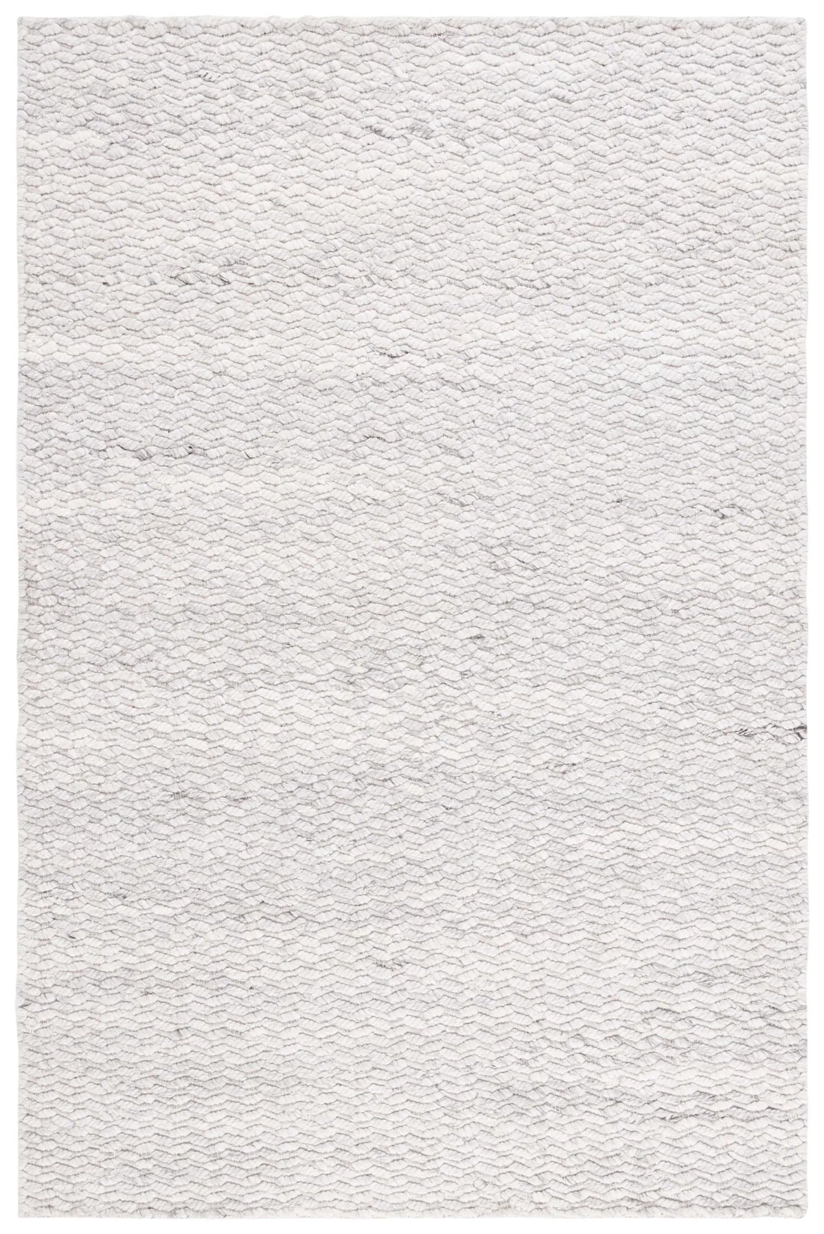 Safavieh Natura 4'-0" x 6'-0" Rug in Silver
