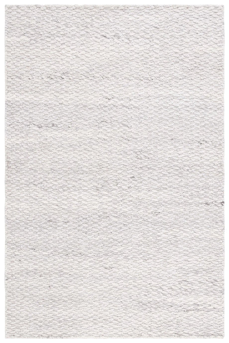 Safavieh Natura 4'-0" x 6'-0" Rug in Silver