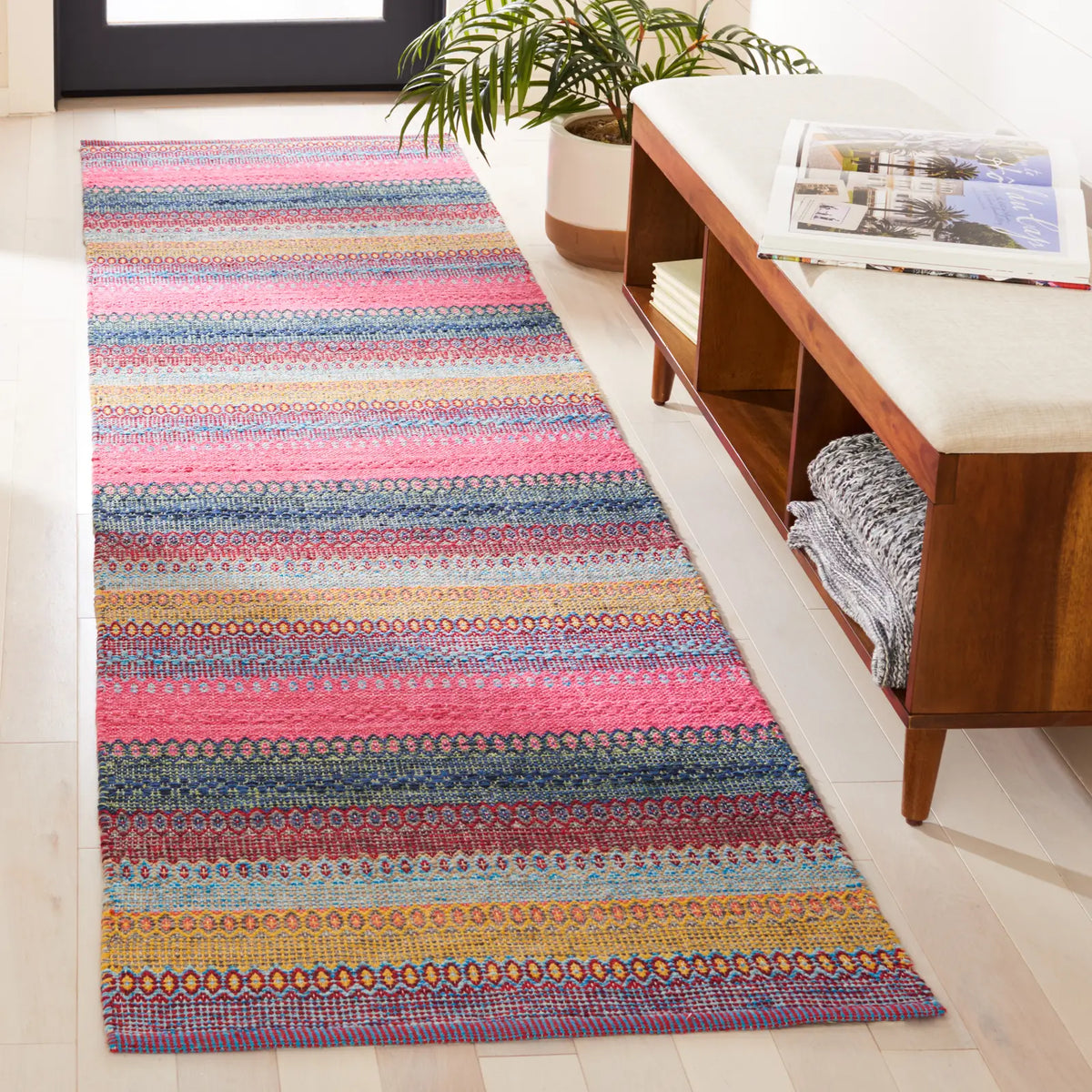 Safavieh Montauk 2'-3" x 9'-0" Rug in Red / Blue