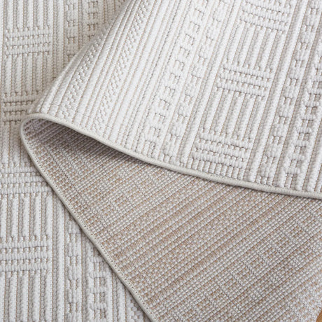 Safavieh Camden 4'-0" x 6'-0" Rug in Ivory