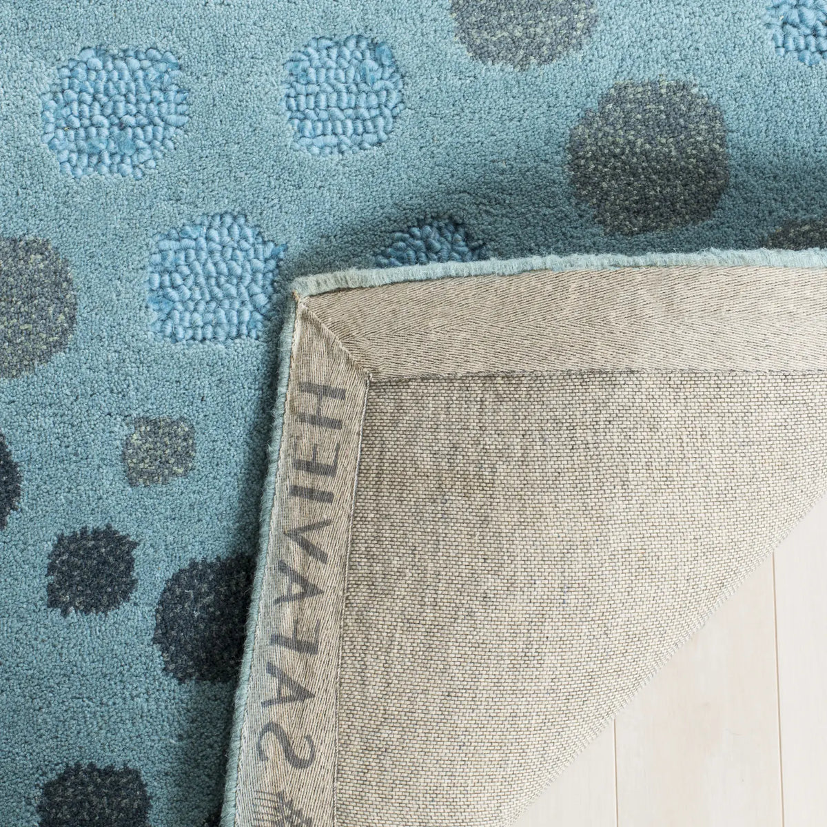 Safavieh Jardin 4'-0" x 6'-0" Rug in Blue / Grey