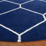 Safavieh Dhurries 6'-0" x 6'-0" Rug in Navy / Ivory
