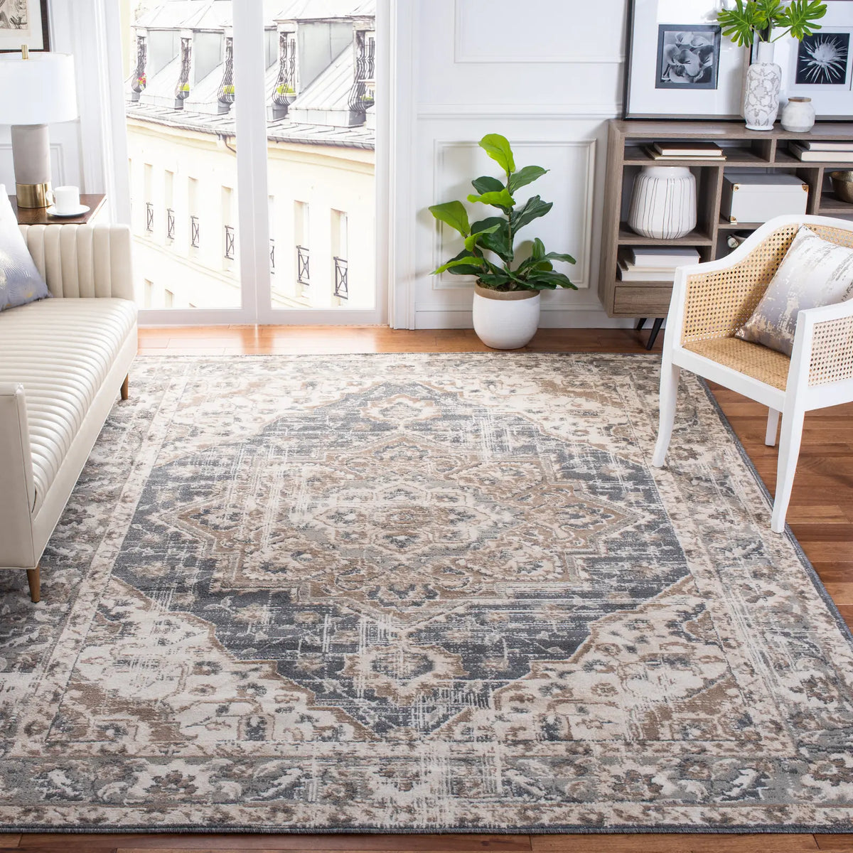 Safavieh Pyramid 10'-0" x 14'-0" Rug in Ivory / Beige