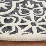 Safavieh Metro 6'-0" x 6'-0" Rug in Black / Ivory