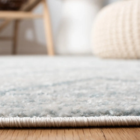 Safavieh Adirondack 4'-0" x 6'-0" Rug in Light Grey / Light Blue