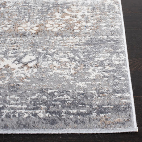 Safavieh Amelia 4'-5" x 6'-5" Rug in Grey / Gold