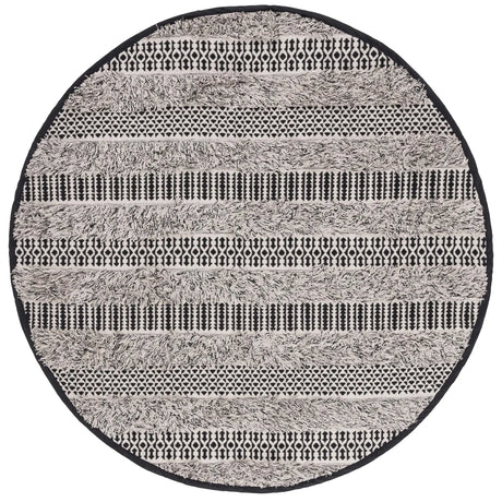 Safavieh Natura 6'-0" x 6'-0" Rug in Black / Ivory