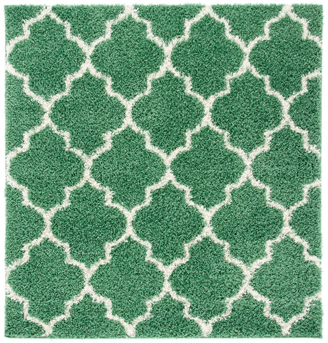 Safavieh Venus Shag 500 6'-7" x 6'-7" Rug in Green / Ivory