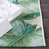 Safavieh Barbados 500 4'-0" x 6'-0" Rug in Green / Teal