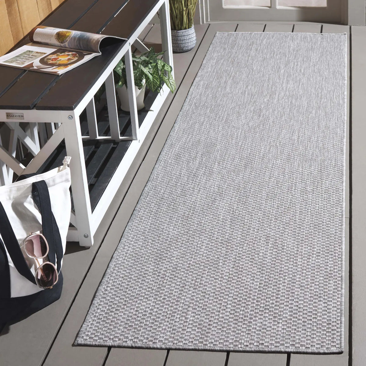 Safavieh Beach House 2'-2" x 8'-0" Rug in Grey