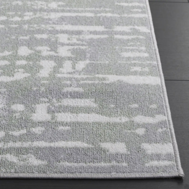 Safavieh Bayside 4'-0" x 6'-0" Rug in Green / Grey