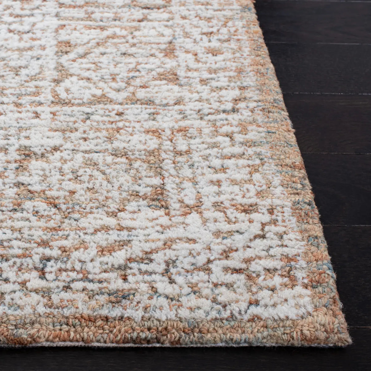 Safavieh Metro 4'-0" x 6'-0" Rug in Natural / Rust