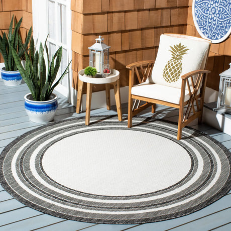 Safavieh Courtyard 10'-0" x 10'-0" Rug in Ivory / Black