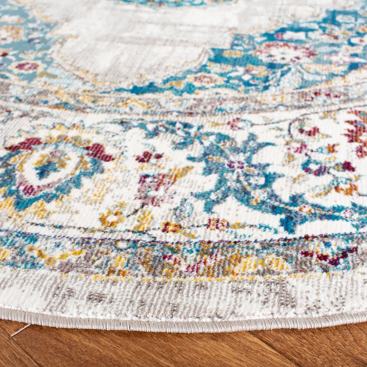 Safavieh Aria 6'-5" x 6'-5" Rug in Blue / Ivory