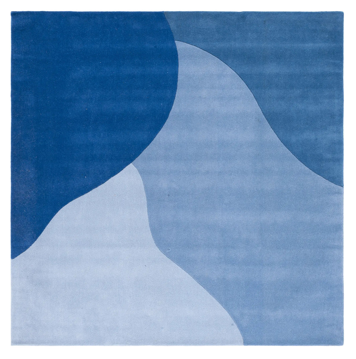 Safavieh Fifth Avenue 7'-0" x 7'-0" Rug in Blue