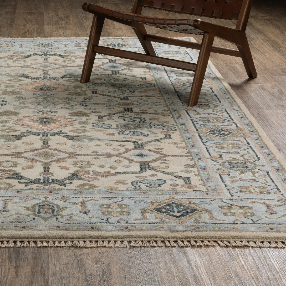 Oriental Weavers Sphinx MAJORCA MAJ01 Ivory Floral Rugs - angle/detail