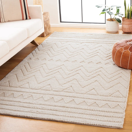 Safavieh Natura 4'-0" x 6'-0" Rug in Ivory