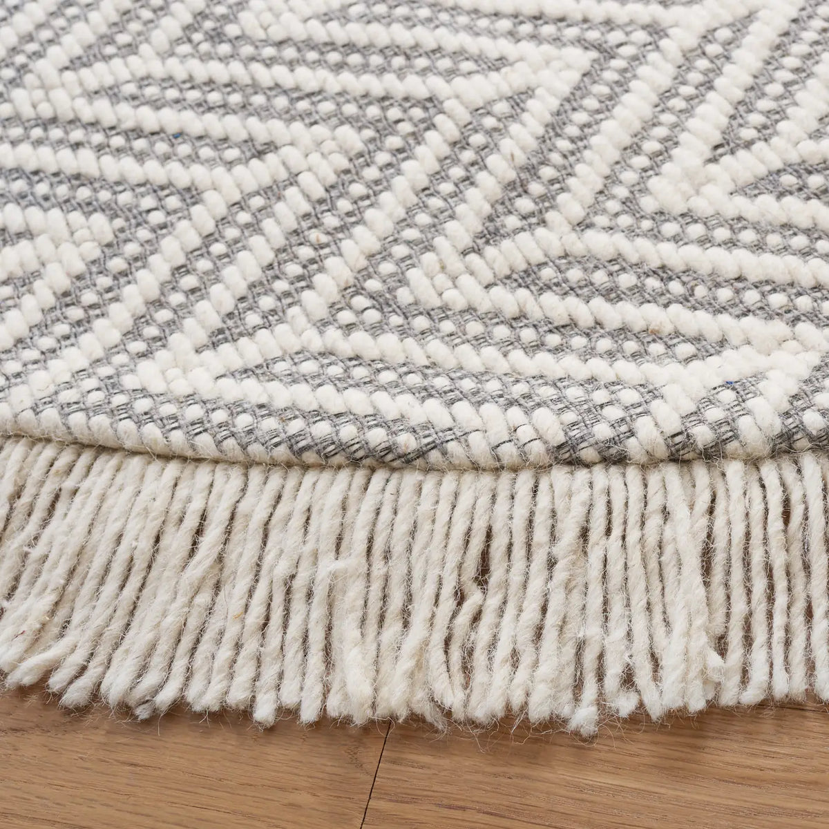Safavieh Natura 6'-0" x 6'-0" Rug in Ivory / Grey