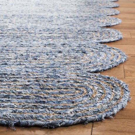 Safavieh Cape Cod 4'-0" x 6'-0" Rug in Blue / Natural