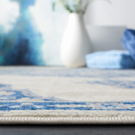 Safavieh Brentwood 4'-0" x 6'-0" Rug in Ivory / Navy