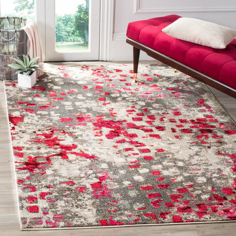 Safavieh Monaco 5'-1" x 7'-7" Rug in Grey / Fuchsia