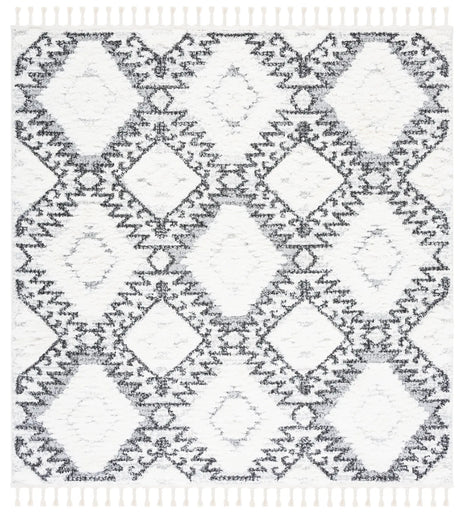 Safavieh Moroccan Tassel Shag 6'-7" x 6'-7" Rug in Ivory / Grey