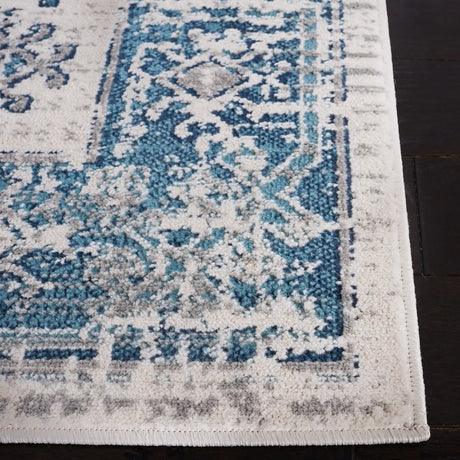 Safavieh Madison 800 4'-5" x 6'-5" Rug in Blue / Ivory
