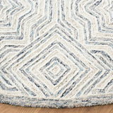 Safavieh Capri 5'-0" x 5'-0" Rug in Beige / Blue
