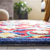 Safavieh Blossom 4'-0" x 6'-0" Rug in Red / Ivory