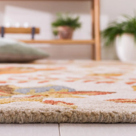 Safavieh Blossom 4'-0" x 6'-0" Rug in Beige / Multi
