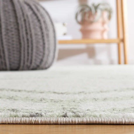 Safavieh Adirondack 4'-0" x 6'-0" Rug in Ivory / Sage
