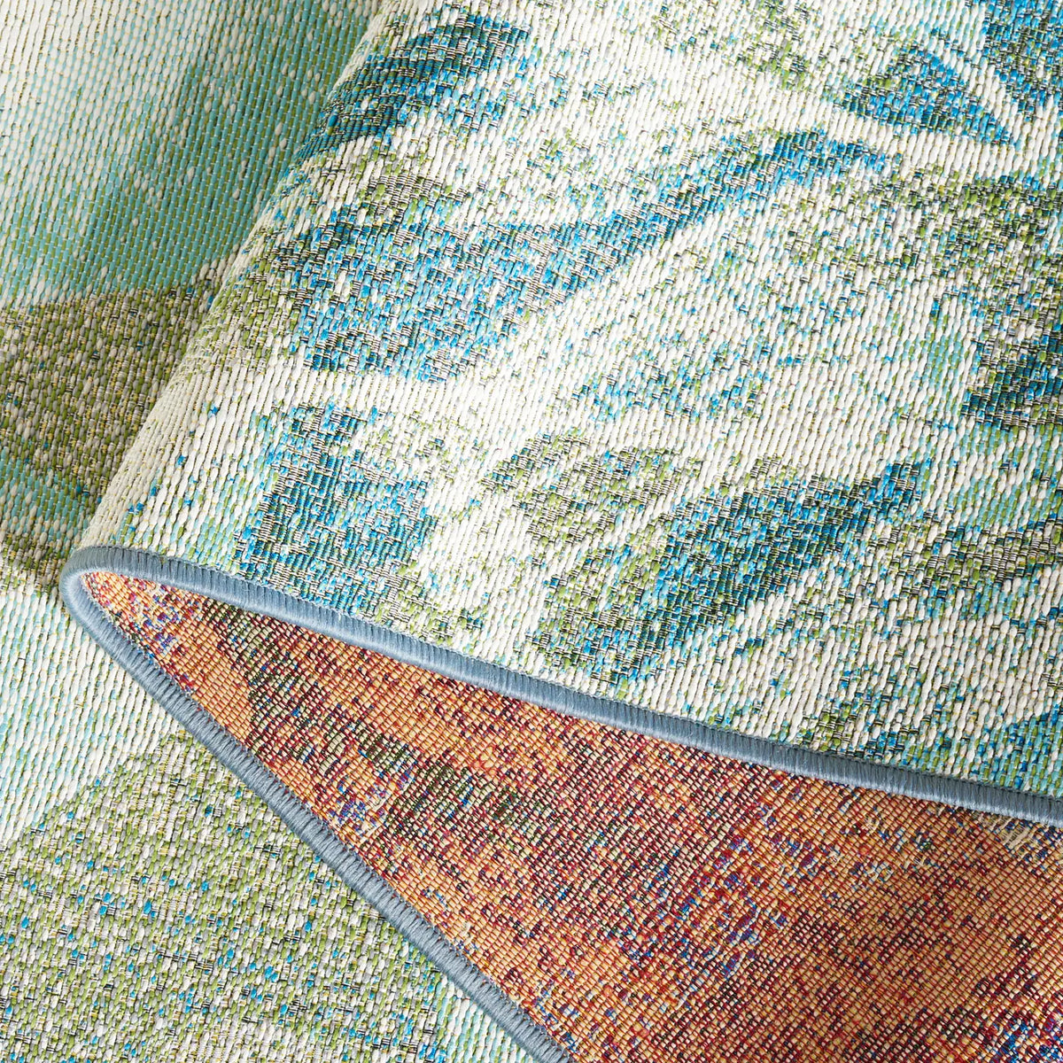 Safavieh Barbados 500 4'-0" x 6'-0" Rug in Blue Green / Ivory
