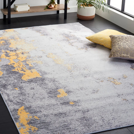 Safavieh Tacoma 4'-0" x 6'-0" Rug in Grey / Gold