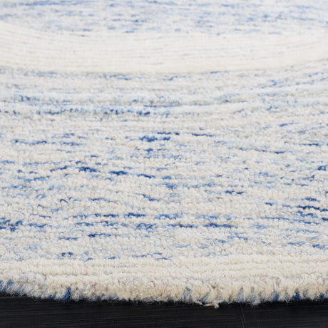 Safavieh Fifth Avenue 6'-0" x 6'-0" Rug in Blue / Ivory