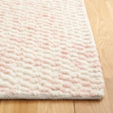 Safavieh Natura 4'-0" x 6'-0" Rug in Ivory / Pink