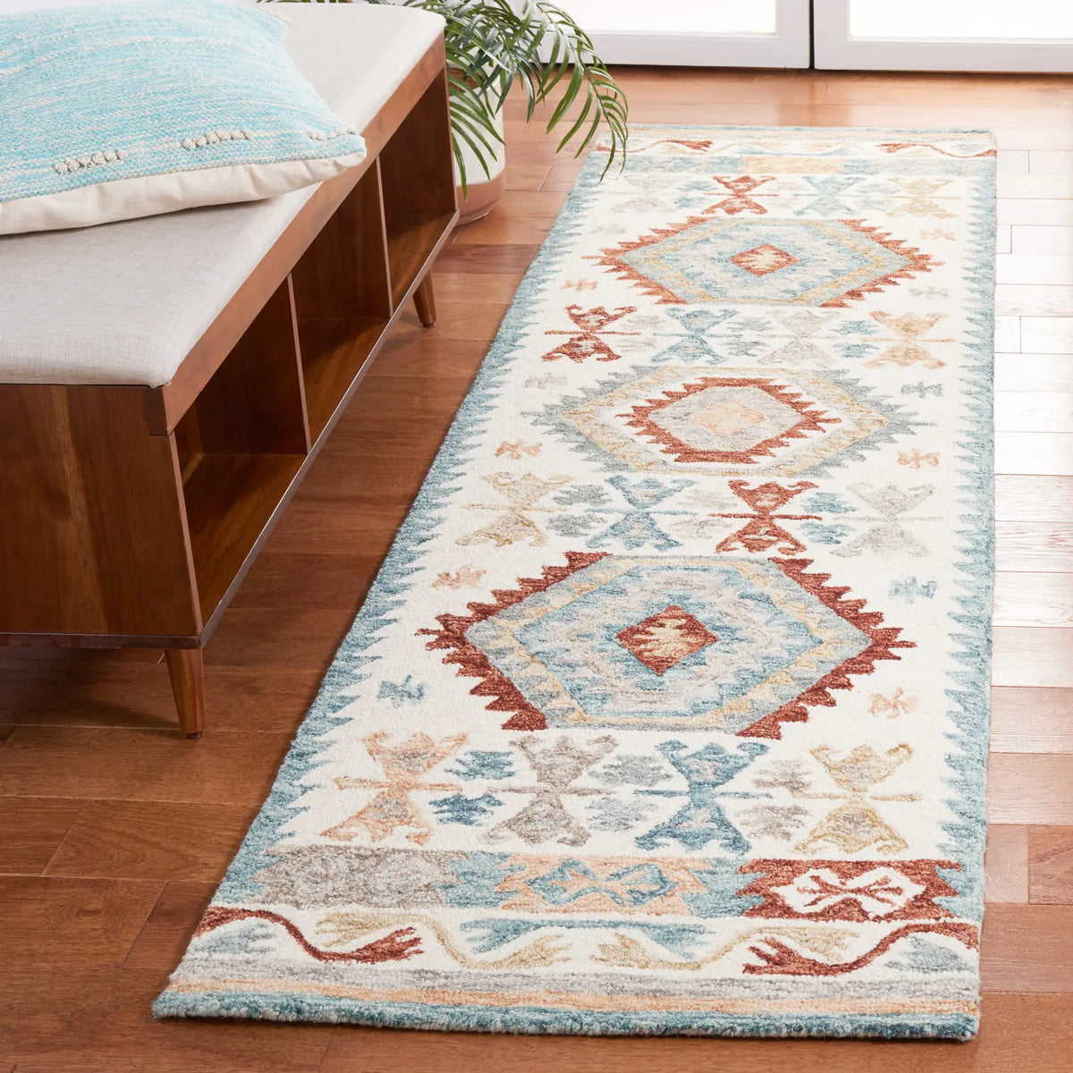 Safavieh Micro-Loop 2'-3" x 8'-0" Rug in Ivory / Blue