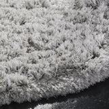 Safavieh Polar Shag 5'-1" x 5'-1" Rug in Silver