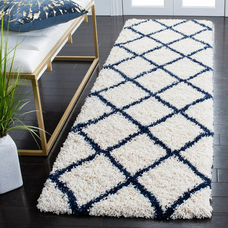 Safavieh Hudson Shag 2'-3" x 8'-0" Rug in Ivory / Navy