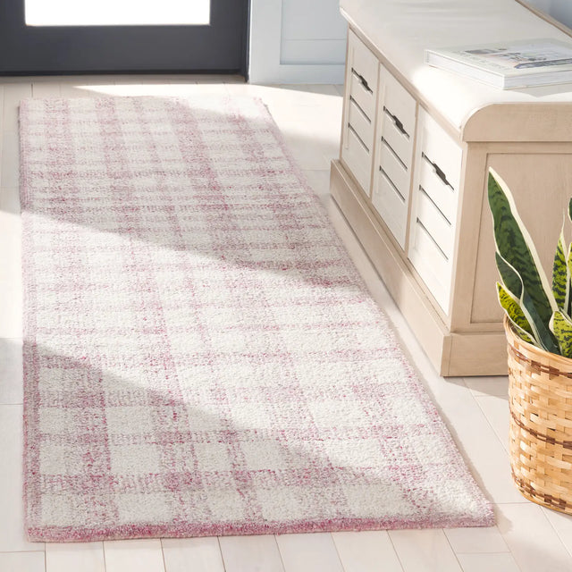 Safavieh Abstract 2'-3" x 8'-0" Rug in Ivory / Pink